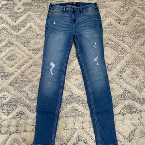 NWOT Hollister Jeans 💙